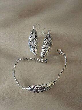 Brighton Sparkling Clear Rhinestone Ice Feather Leaf Chain Bracelet And Earrings